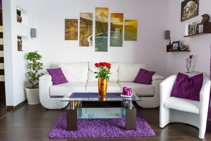 Getting bored with your current home interior? Change its appearance with attractive and vibrant wall decors.