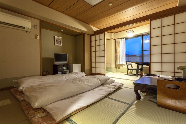Japanese interior design is a fan of minimalism and inspired by the traditional Zen philosophy. You will truly love the characteristics of the Japanese interior design that you will also want it in your home.