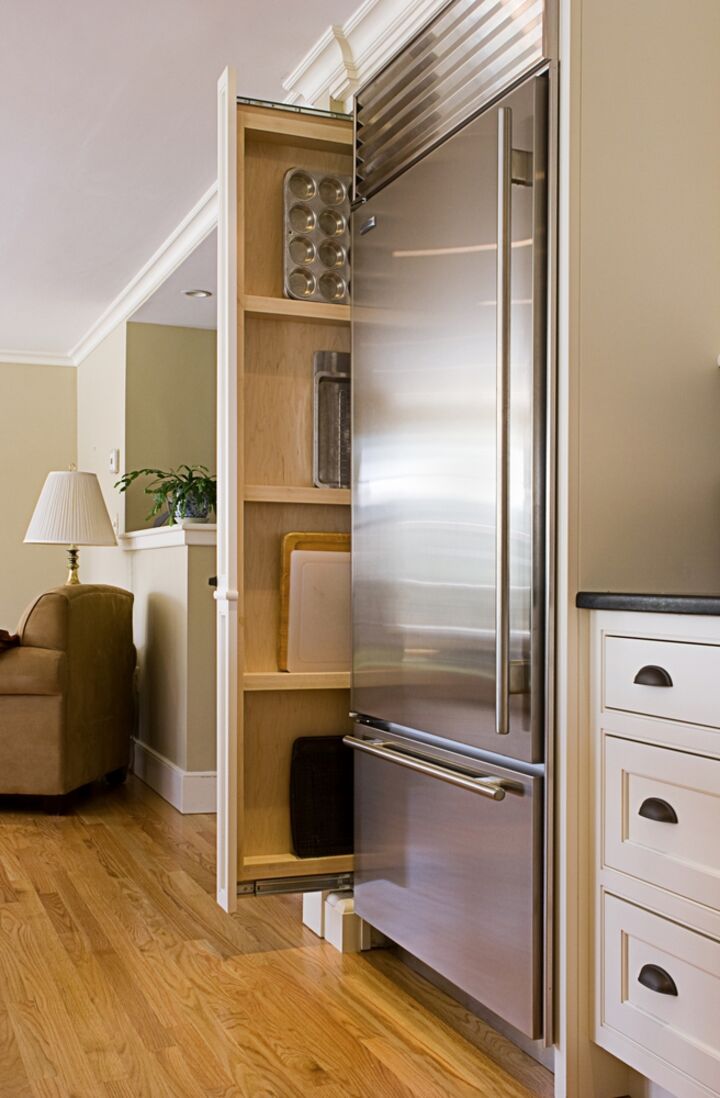 An apartment with movable walls to reveal extra space for rooms or storage definitely sounds cool. Here are some ideas on how to survive in compact living.